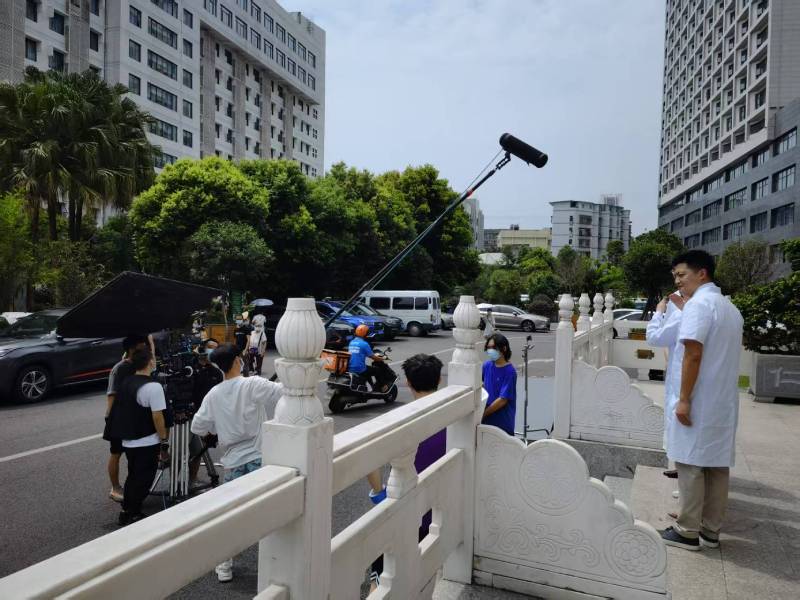 章贡区广告片拍摄公司低成本实现高规格制作的诀窍
